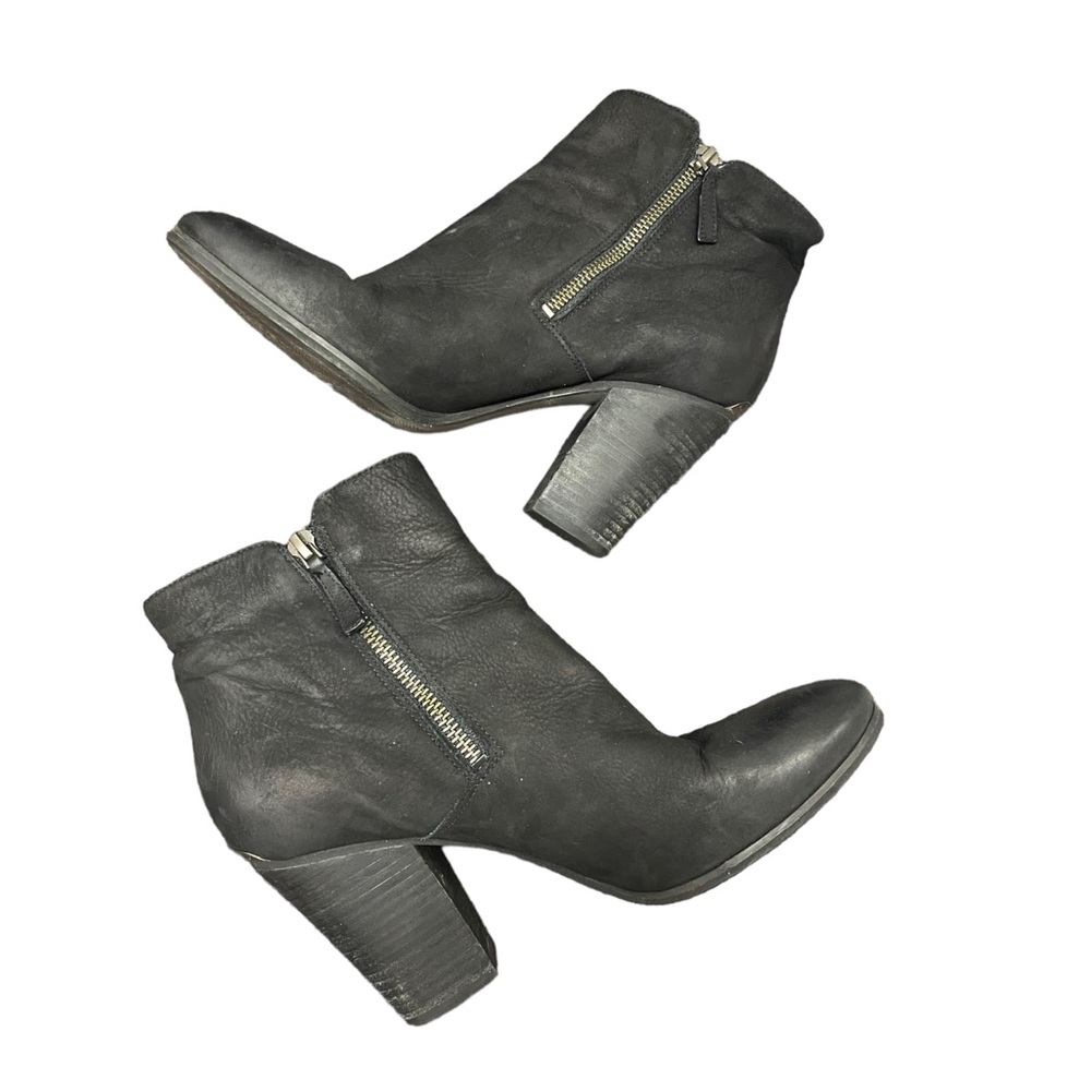 ✨VINTAGE MICHAEL KORS HEEL BOOTIES✨ - Picture 1 of 9